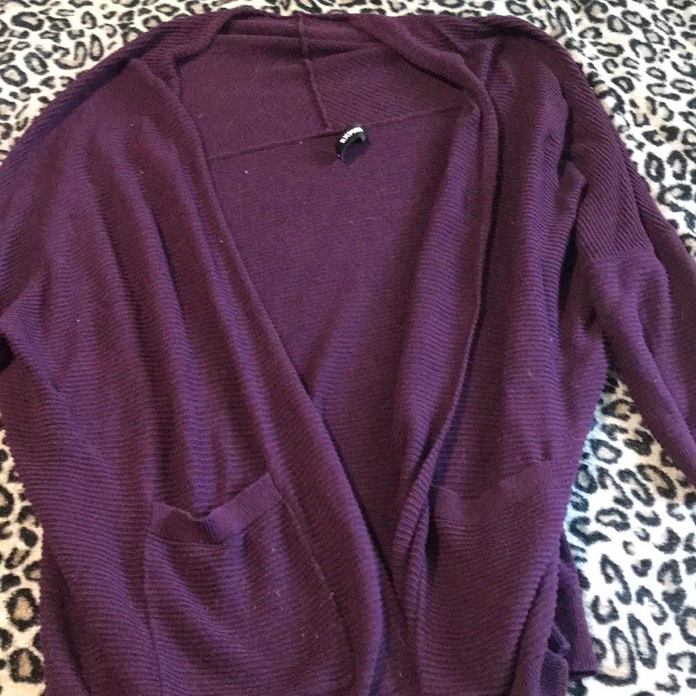 Cropped sweater with pockets